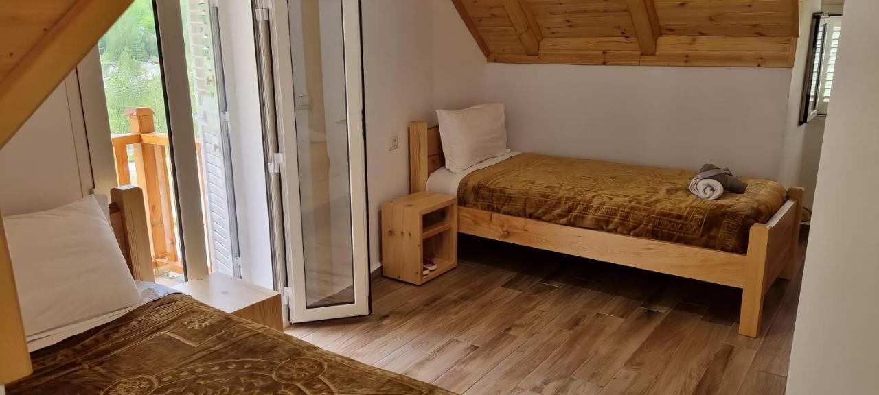 Bujtina Tinari Theth Bed & Breakfast Luaran gambar
