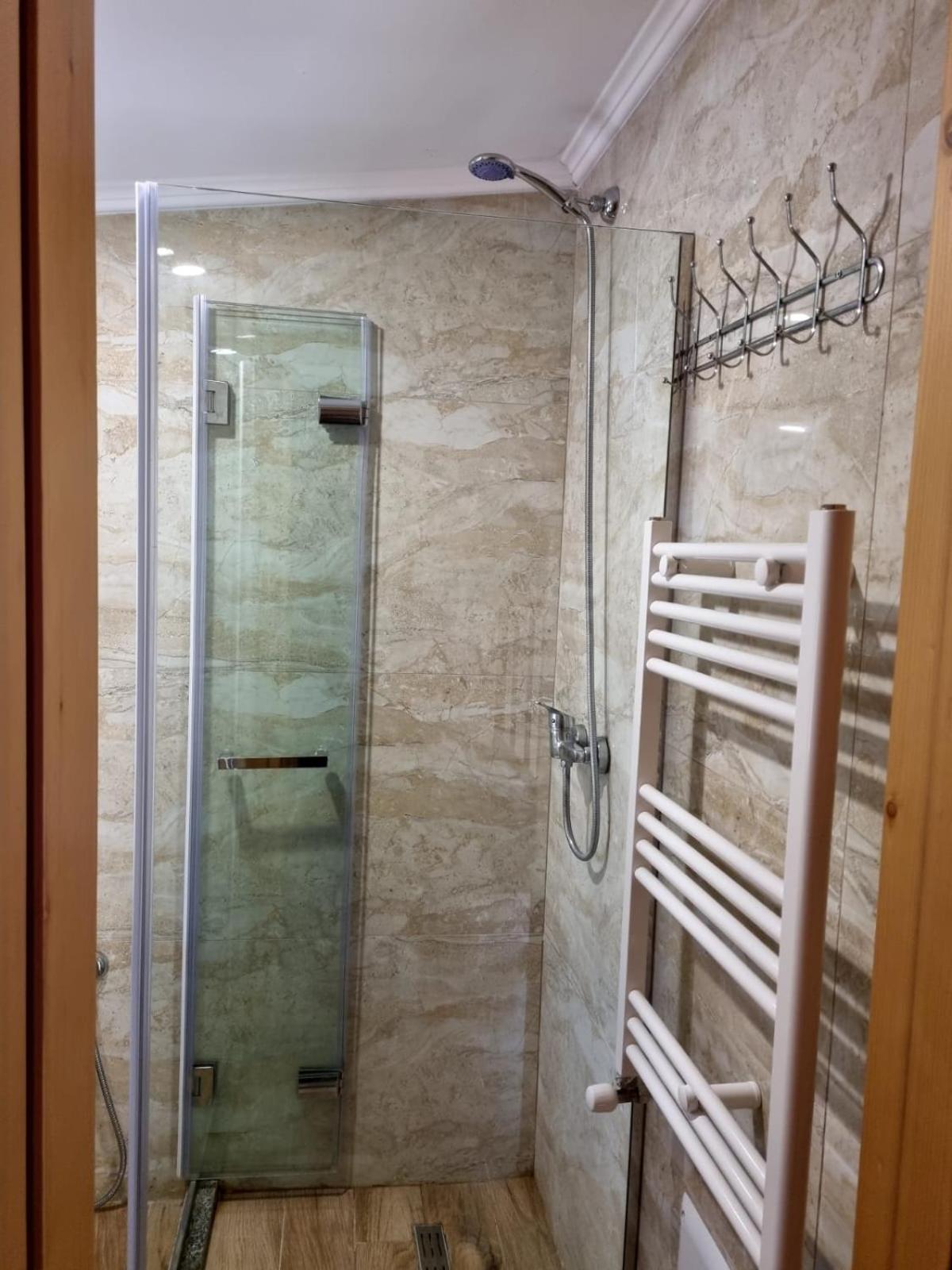 Bujtina Tinari Theth Bed & Breakfast Bilik gambar